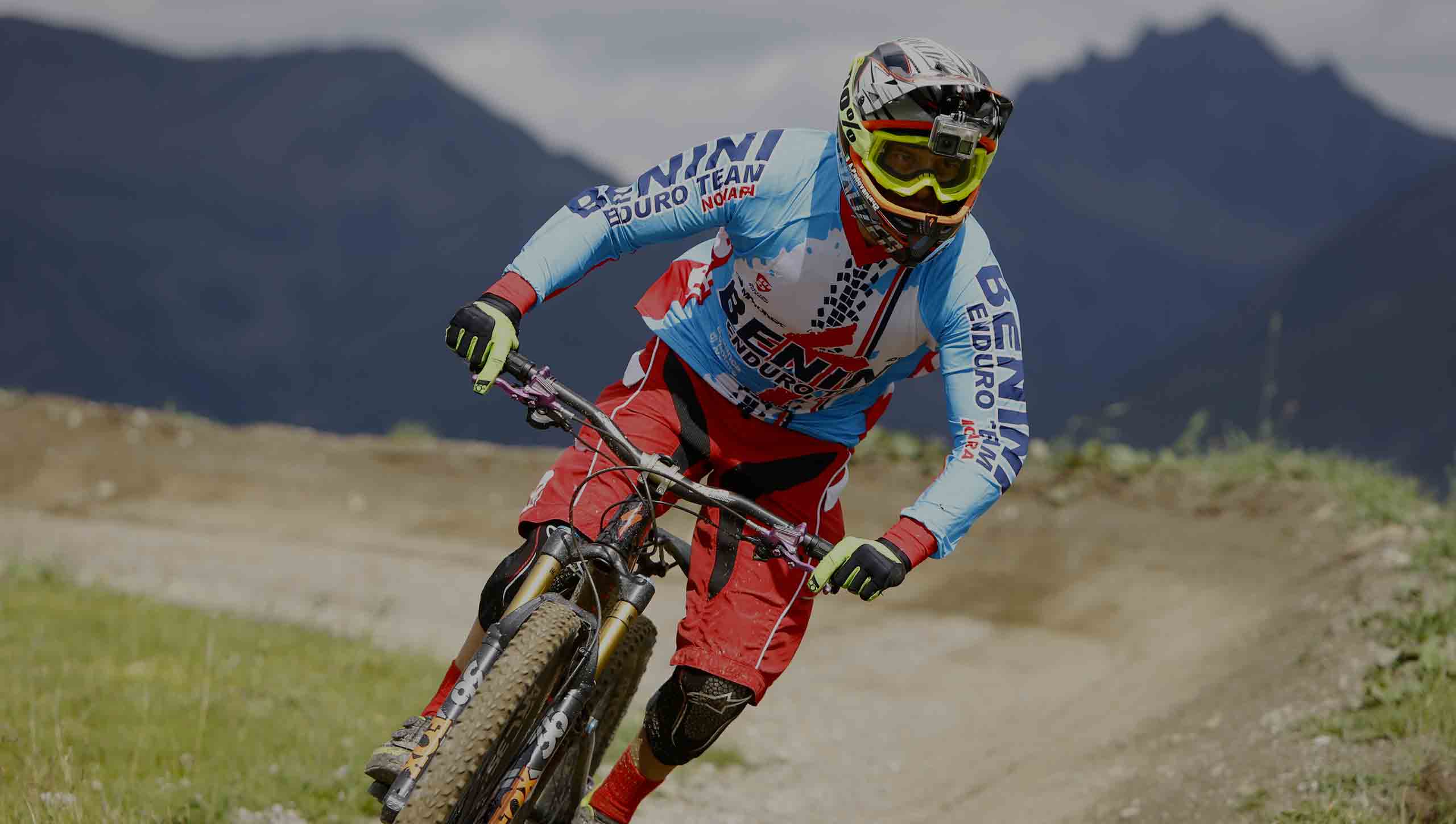 Marcello Bergamo abbigliamento personalizzato mountain bike