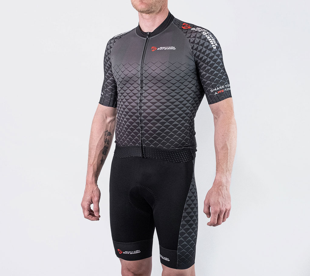 Abbigliamento ciclismo personalizzato strada Speedline