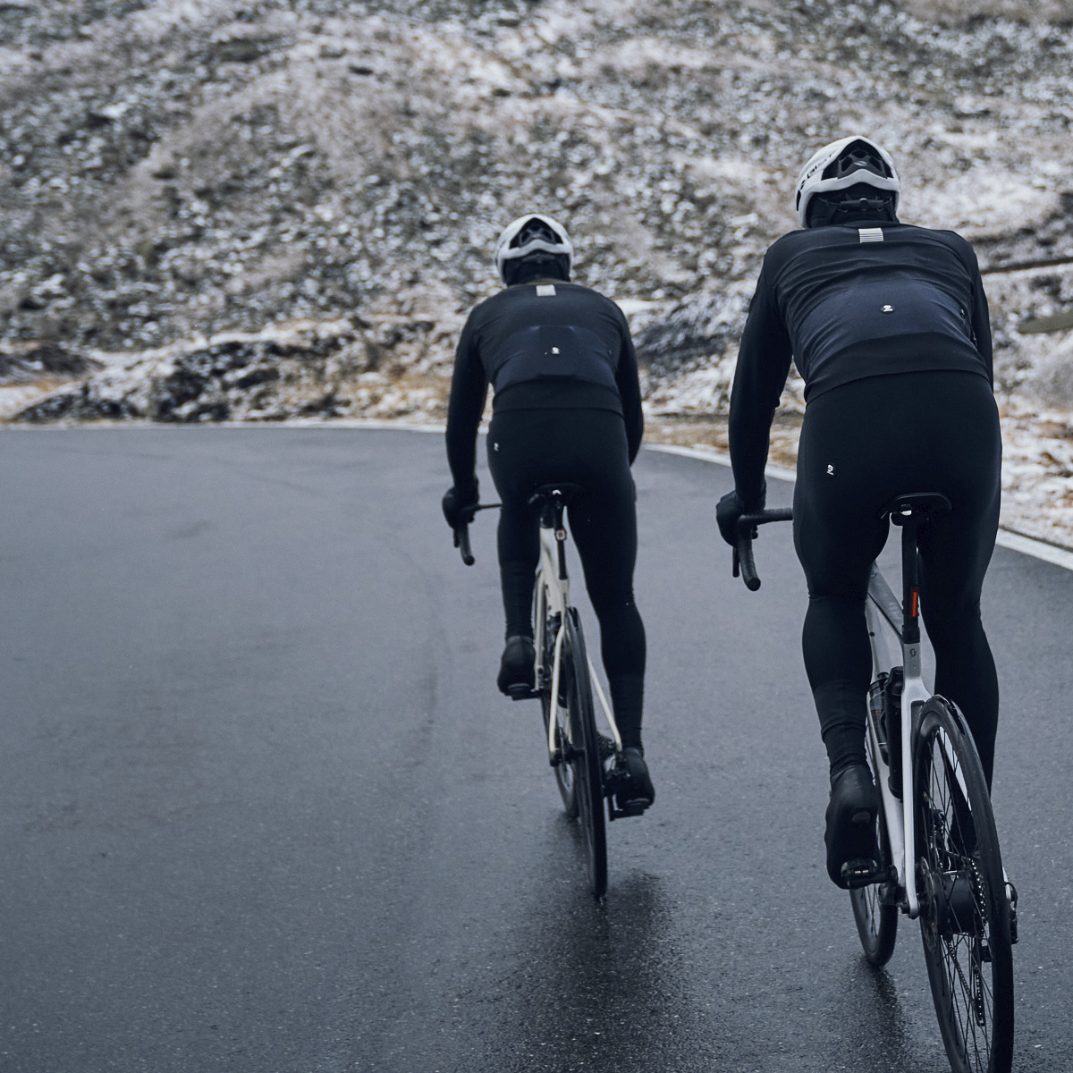 Assoluto_giubbino_nero_A