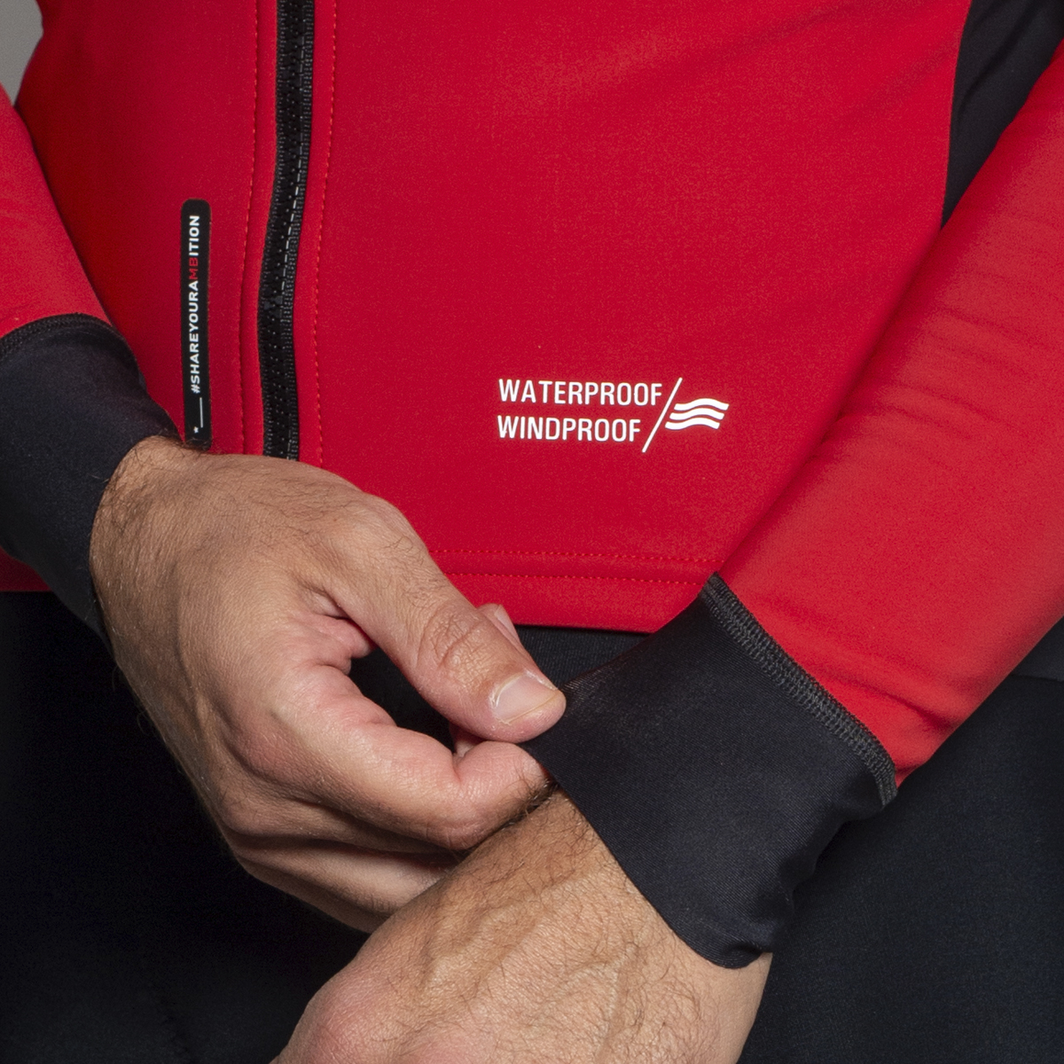 Assoluto_giubbino_rosso_A